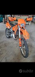 ktm 125cc  