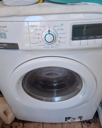 Lavatrice Electrolux Rex RWW 168540 W