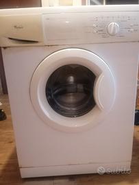 Lavatrice slim Whirlpool 