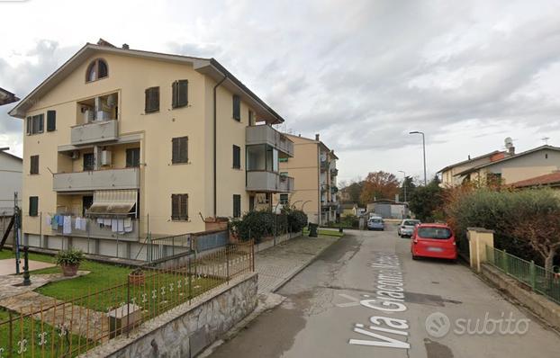 Trilocale ristrutturato con balcone adatto a famig