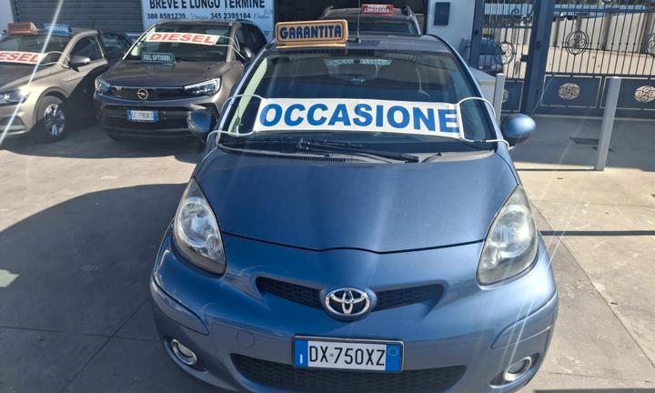 Toyota Aygo 1.0 12V VVT-i 5 porte Sol