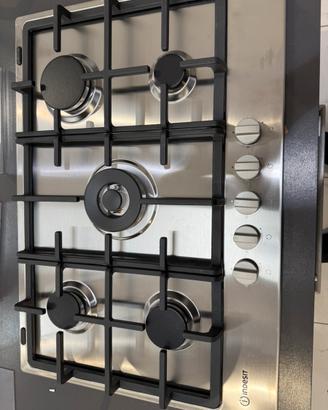 Piano cottura 5 fuochi