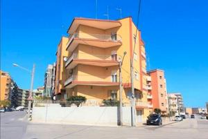 QUADRILOCALE via Grottasanta