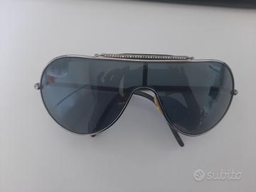 Occhiali da sole Valentino