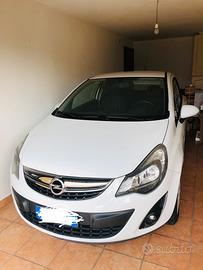 Opel corsa 1.2 benzina