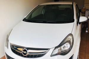 Opel corsa 1.2 benzina