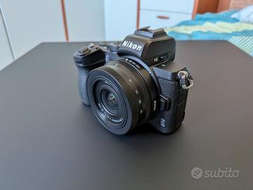 Nikon Z50 con Nikkor Z DX 16-50mm f/3.5-6.3 VR