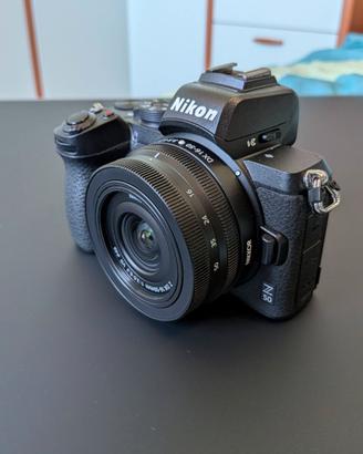 Nikon Z50 con Nikkor Z DX 16-50mm f/3.5-6.3 VR
