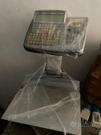 Bilancia italiana macchi