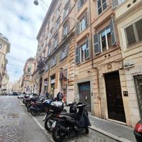 2 LOCALI A ROMA