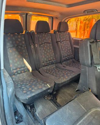 Mercedes Vito nove posti