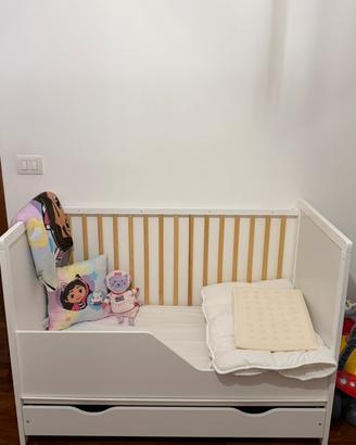 Lettino completo con materasso + accessori( bimba)