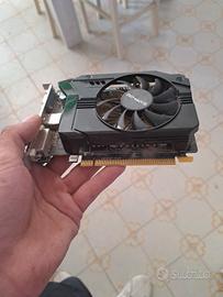 amd radeon r7 250 1gb scheda video