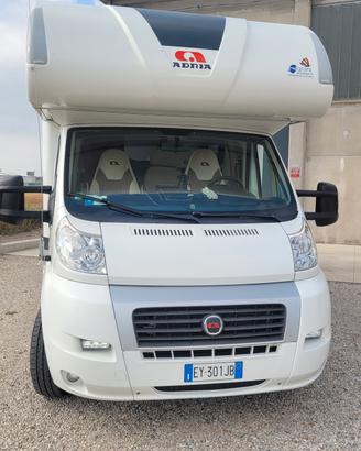 mansardato Adria coral 660 SP