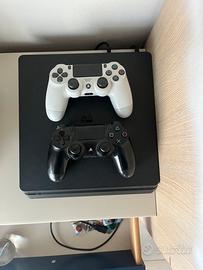 PS4 500GB+16Giochi+2Pad Lodi/Piacenza SOLO A MANO