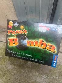 GIOCO PASSA LA BOMBA