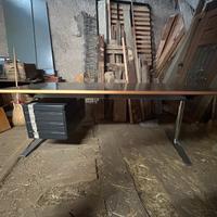 Scrivania 200 cm x 90 cm