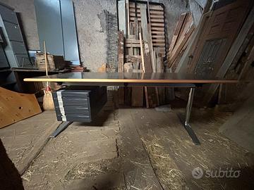 Scrivania 200 cm x 90 cm