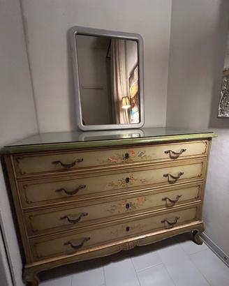 Mobili stile veneziano cassettone comodino sedia