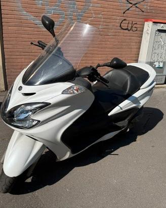 Yamaha Majesty 400