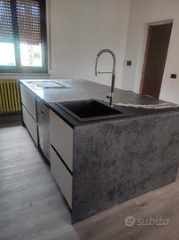 Cucina MobilTuri con penisola + elettrodomestici