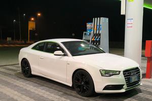 Audi A5 Coupè S-Line 2.0 TDI 177cv