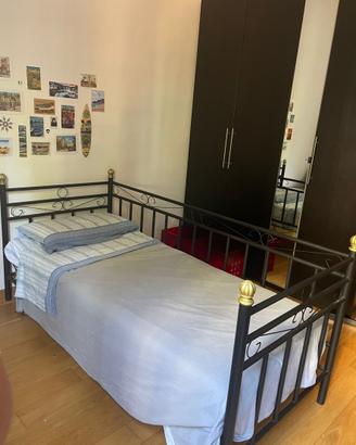 Letto singolo con doghe e materasso in memory foam