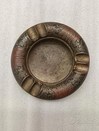 Posacenere vintage in ottone