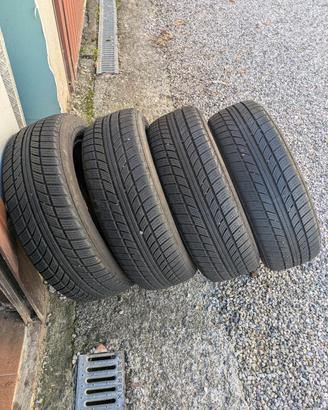 gomme 4 stagioni 