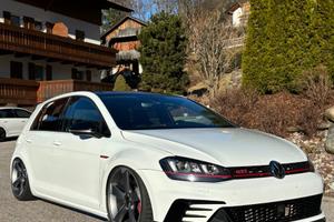 VOLKSWAGEN Golf 7ª serie - 2017