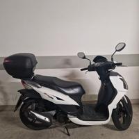Scooter 125 Sym