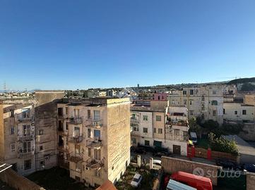 2 LOCALI A NAPOLI