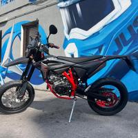Beta RR 125 4T motard R Black NUOVA
