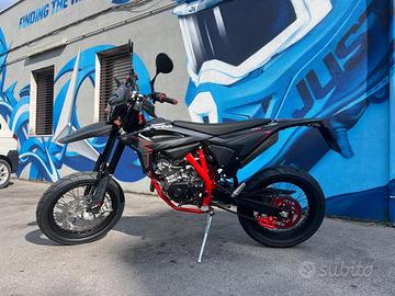 Beta RR 125 4T motard R Black NUOVA