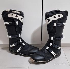 casco+stivali enduro
