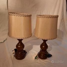 Coppia di abat-jour in legno