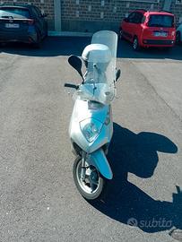Honda Dylan 150