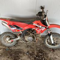 Moto Beta r150