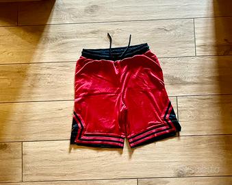 Pantaloncini sportivi in velluto rosso e nero ✨