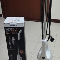 aspirapolvere con cavo elettrico colore bianco