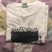 maglietta bianca con stampa nera bershka