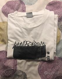 maglietta bianca con stampa nera bershka