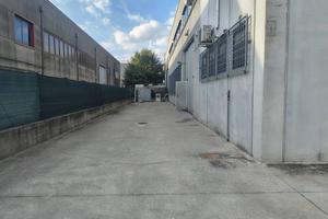 Immobile di 580 m² con 2 locali a Veggiano