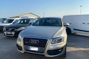 AUDI Q5 2.0 TDI 170 CV quattro Advanced