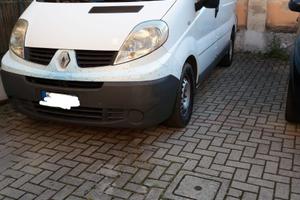 Autocarro tetto basso