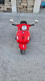 Mini Vespa Piaggio Rossa

giocattolo