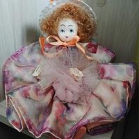 BAMBOLA IN CERAMICA DI CAPODIMONTE