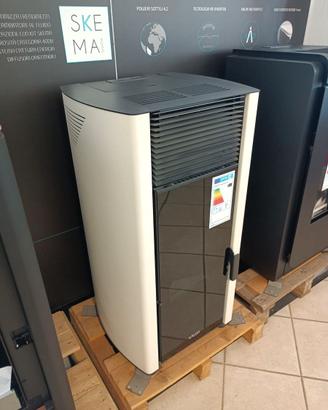 Stufa a pellet KALON Kalista New 8 Air 7 KW