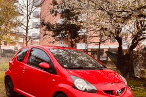 Toyota Aygo 1.4 TD 3P Sol