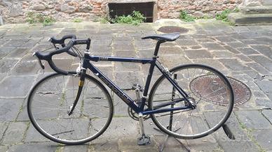 Bici cannondale cad 3